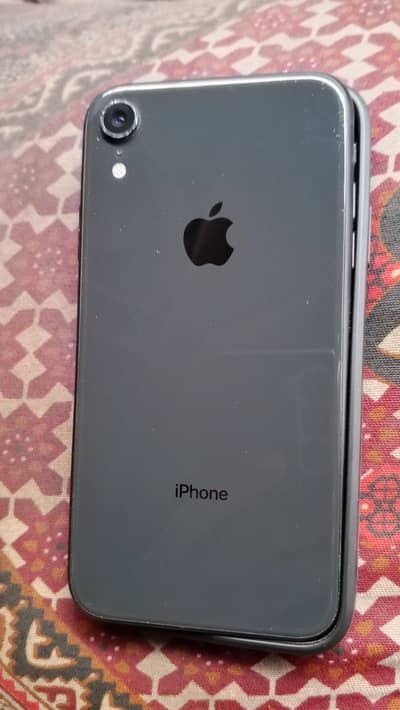 Apple iPhone XR