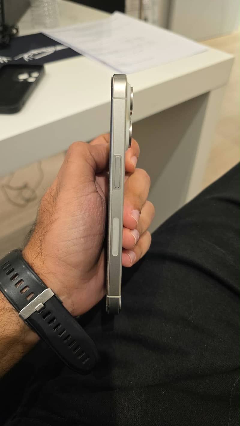 Apple iPhone 15 Pro 5