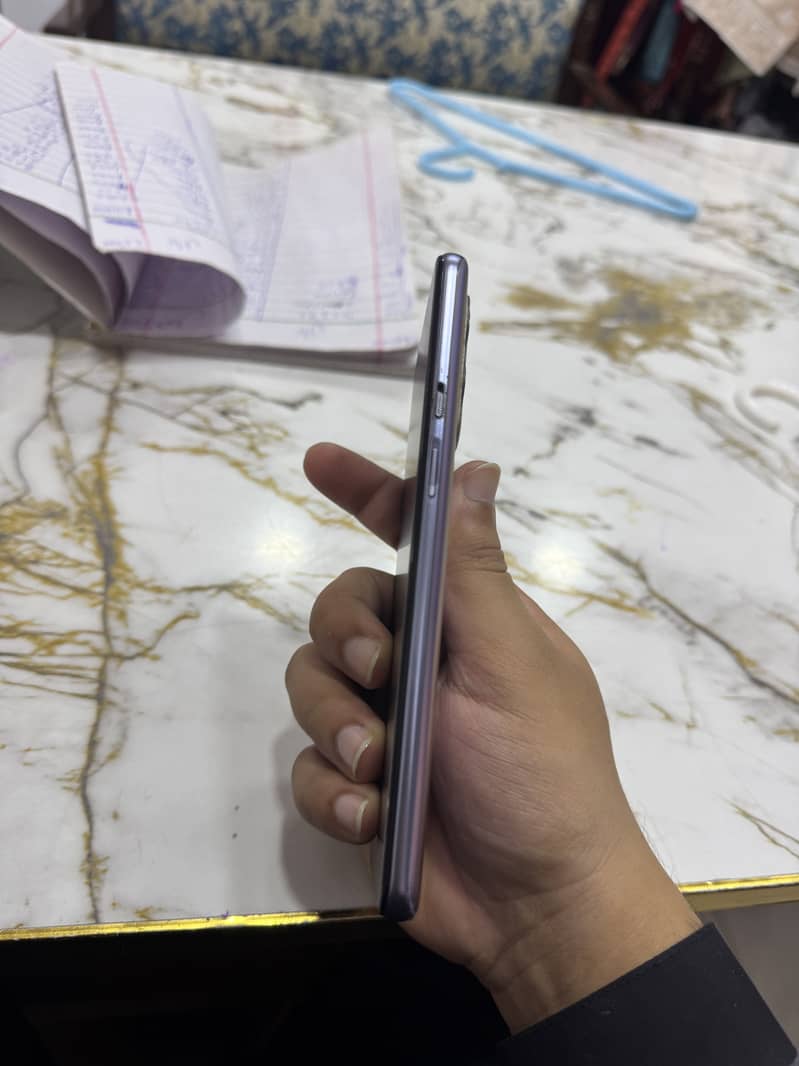 One Plus 9 6