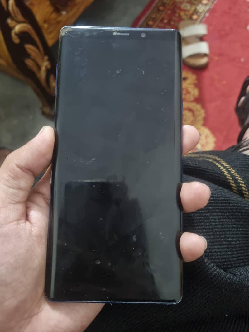 Samsung Mobile Note 9 6