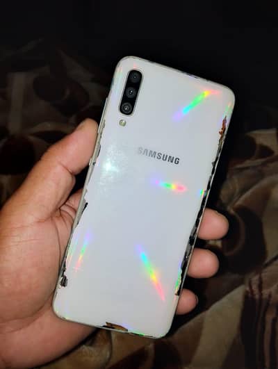 Samsung Mobile A70