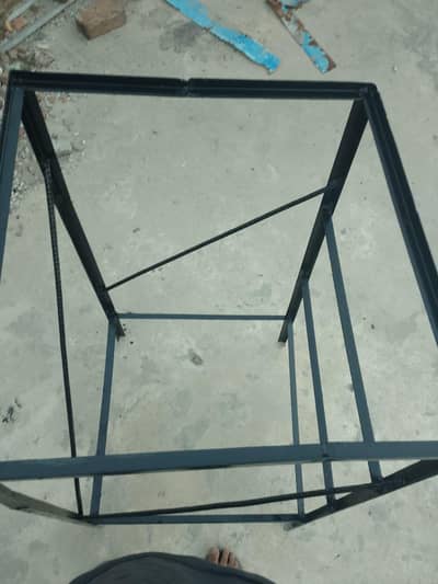 Iron Stool (Ghori)