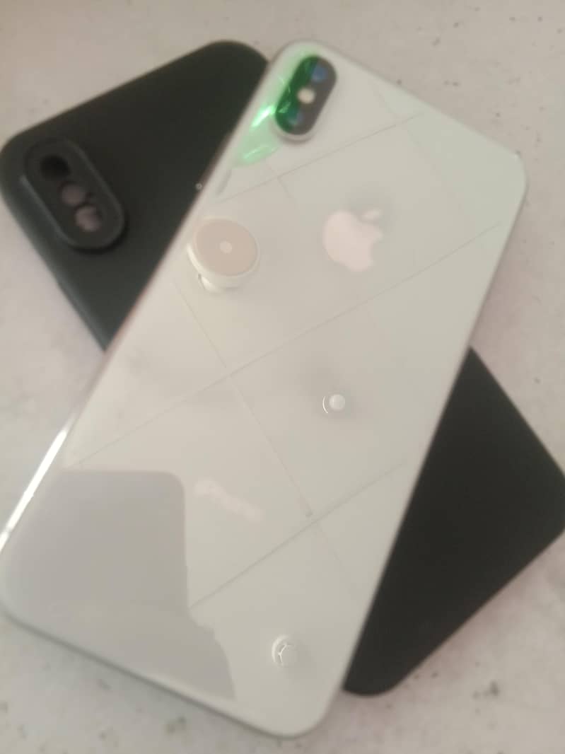 Apple iPhone X 0