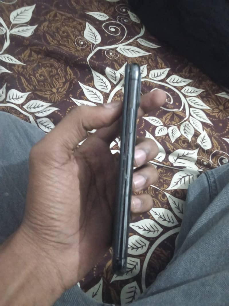 Apple iPhone XS 2
