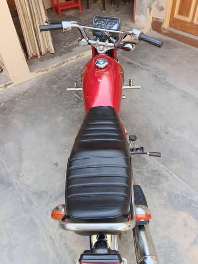 125 2001 model for sale