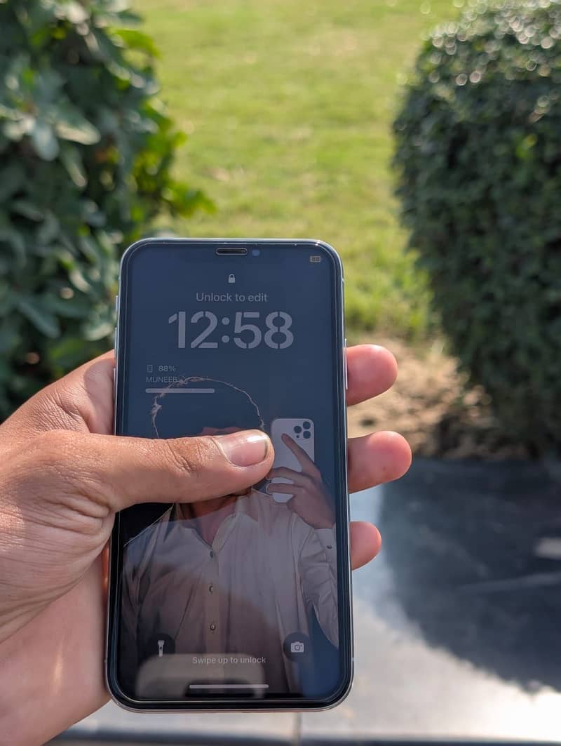 Apple iPhone X 2