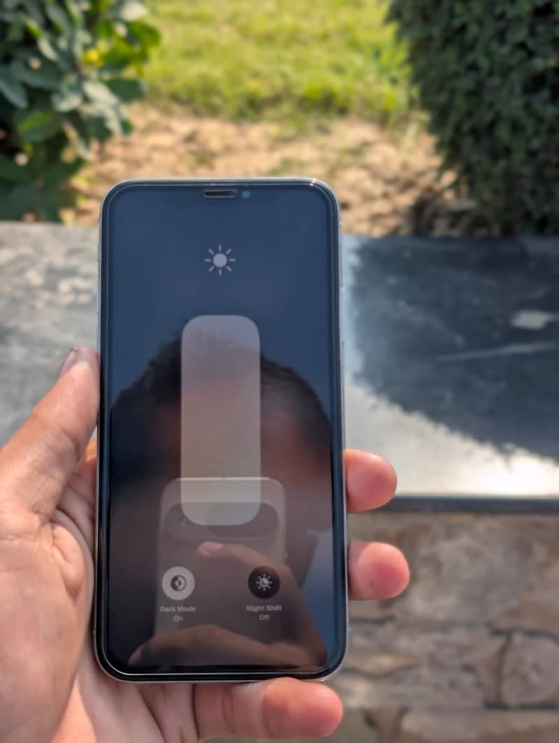Apple iPhone X 4