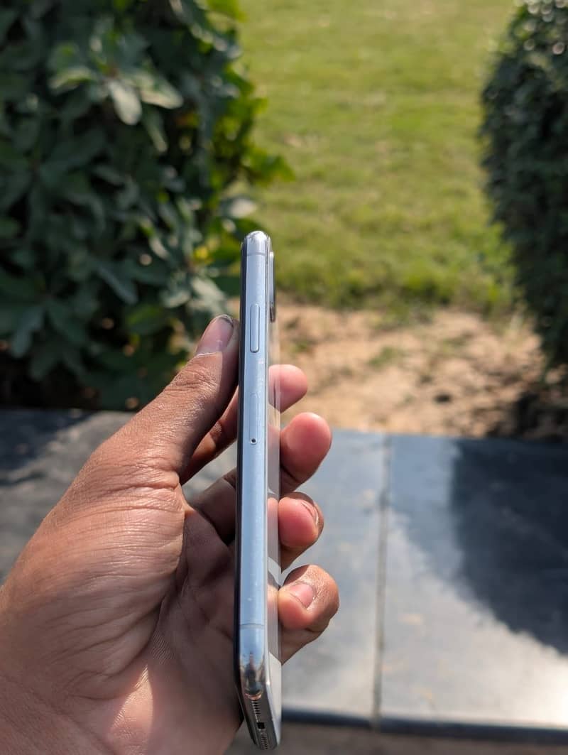 Apple iPhone X 7