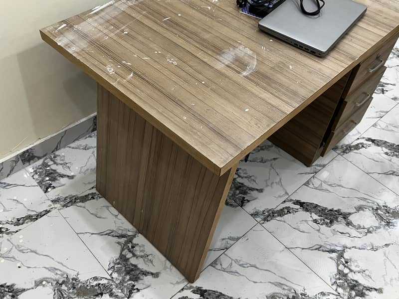 Table and chair 2