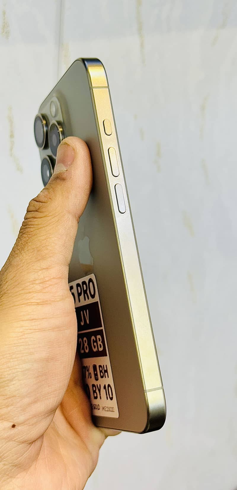 iPhone 15 Pro jv 2