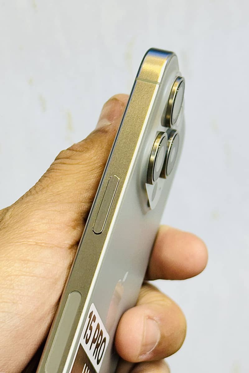 iPhone 15 Pro jv 6