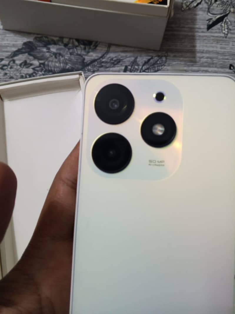 Tecno Spark 10 Pro 3