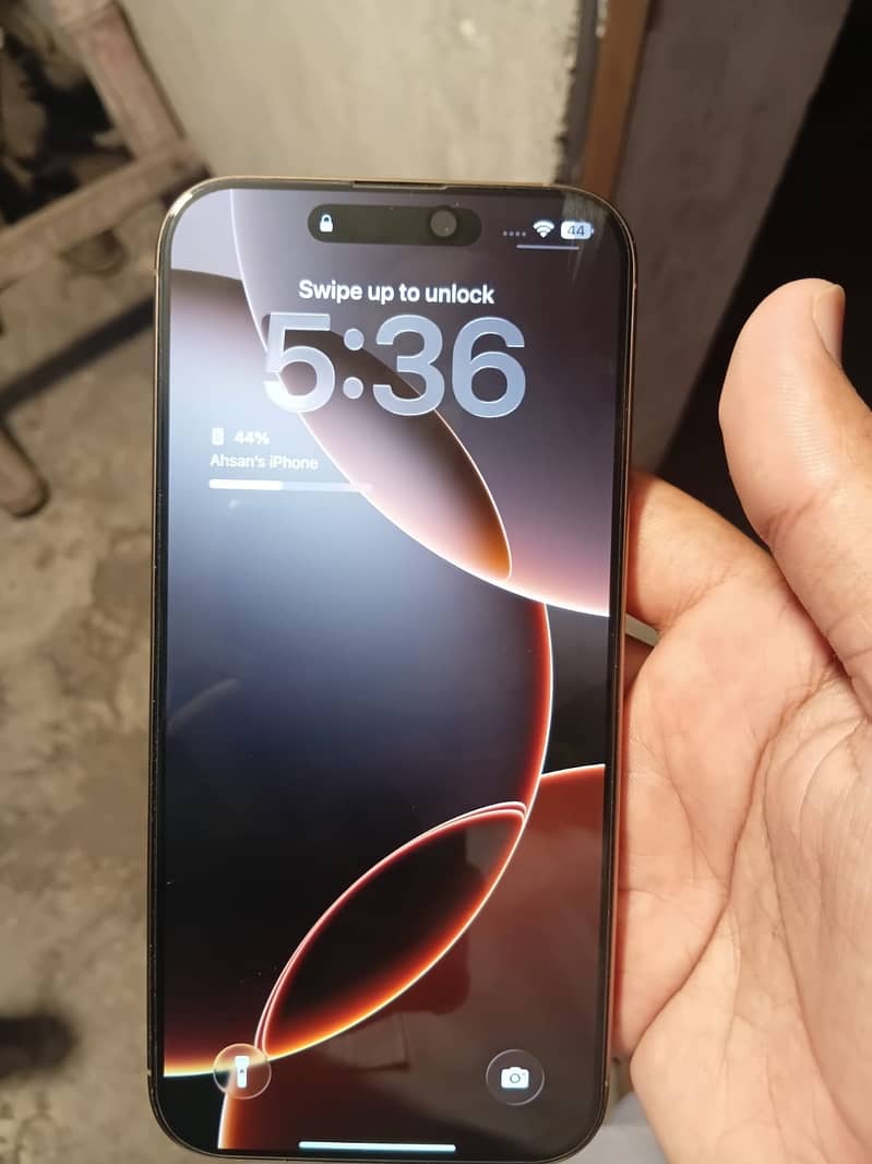 Apple iPhone 16 Pro Max 5