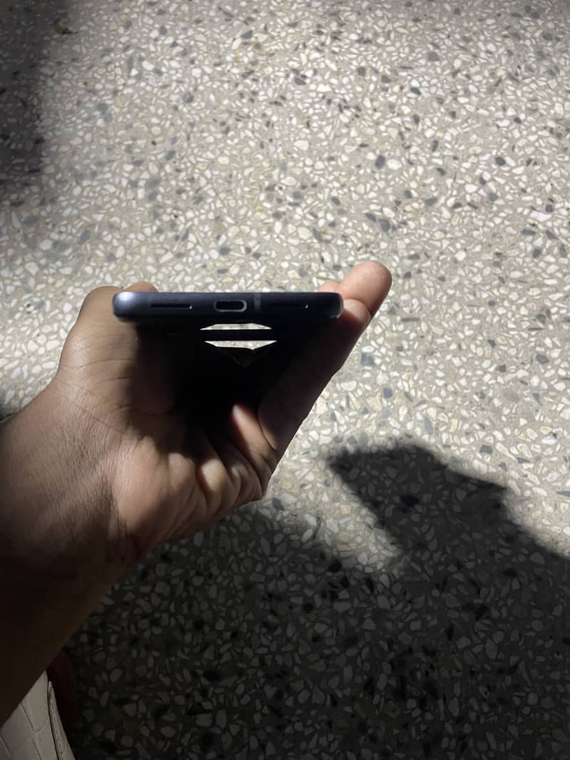 Google Pixel 8 2