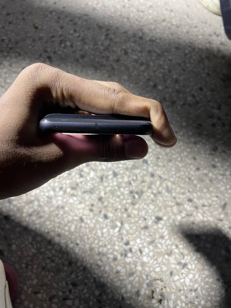 Google Pixel 8 7