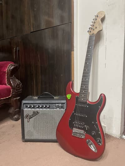 Squier Affinity Series Stratocaster | Fender Frontman 15G |BOSS GT-1
