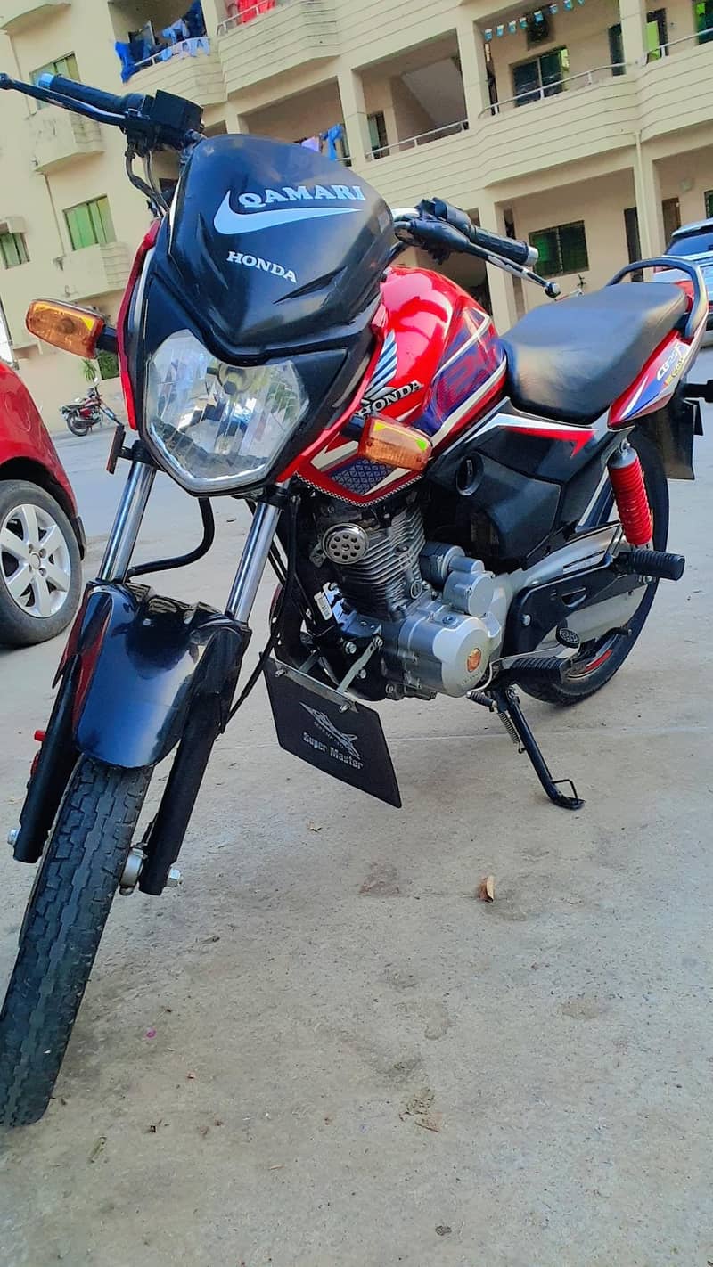Honda cb125F 0