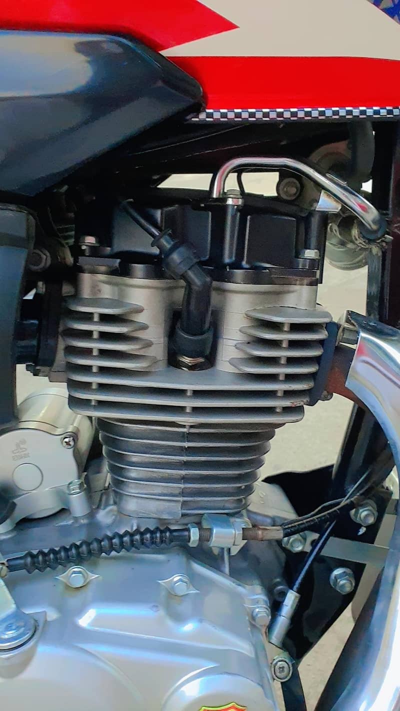 Honda cb125F 10