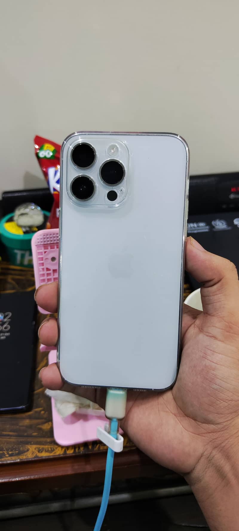 Apple iPhone 14 Pro Max 0