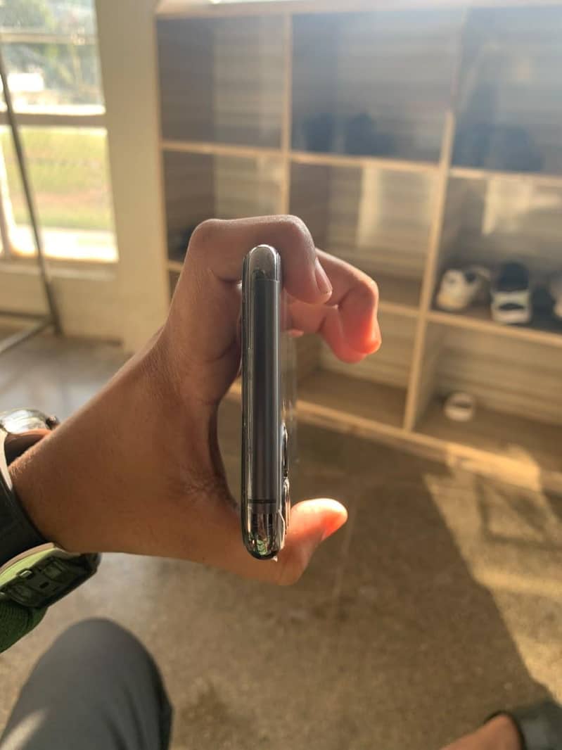 Apple iPhone 11 Pro Max 11