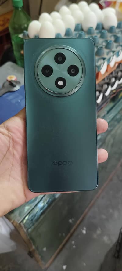 OPPO Reno12 F