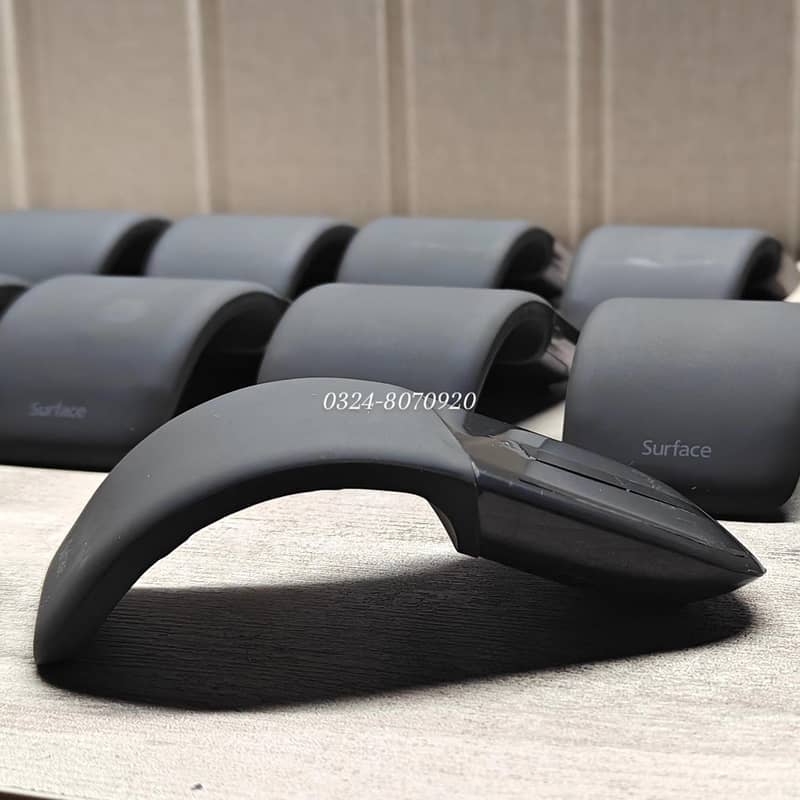 Microsoft Surface Arc Touch Bluetooth Mouse 3