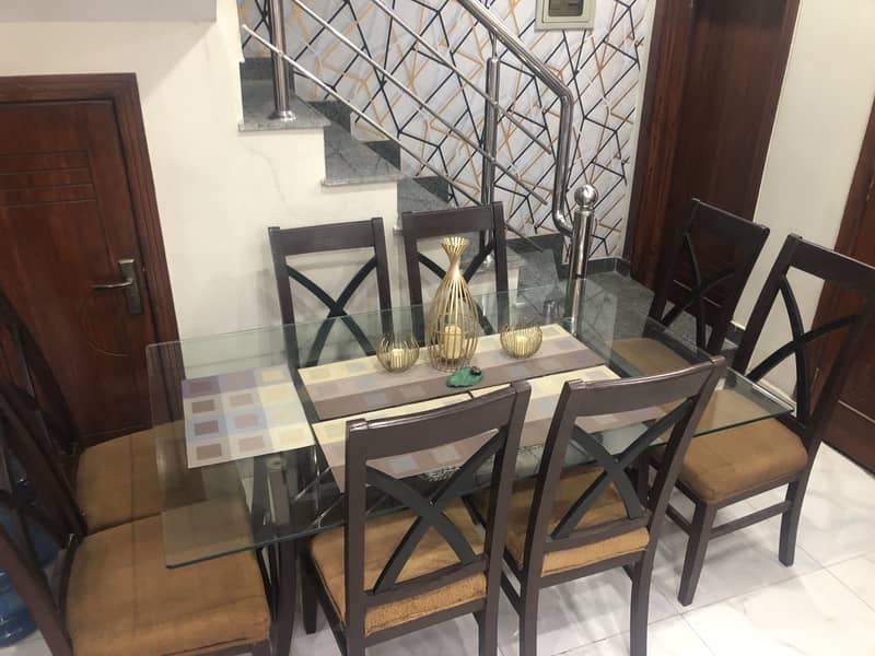 Dining table with chairs 4