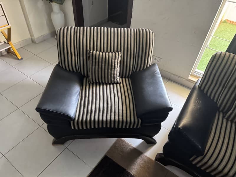 7 seater sofa 1