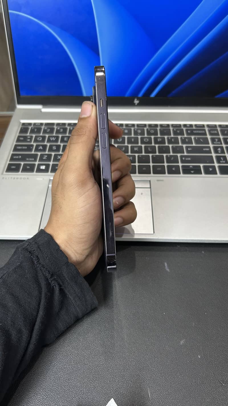 Apple iPhone 14 Pro Max 2