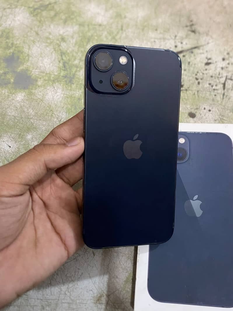 Apple iPhone 13 jv 4
