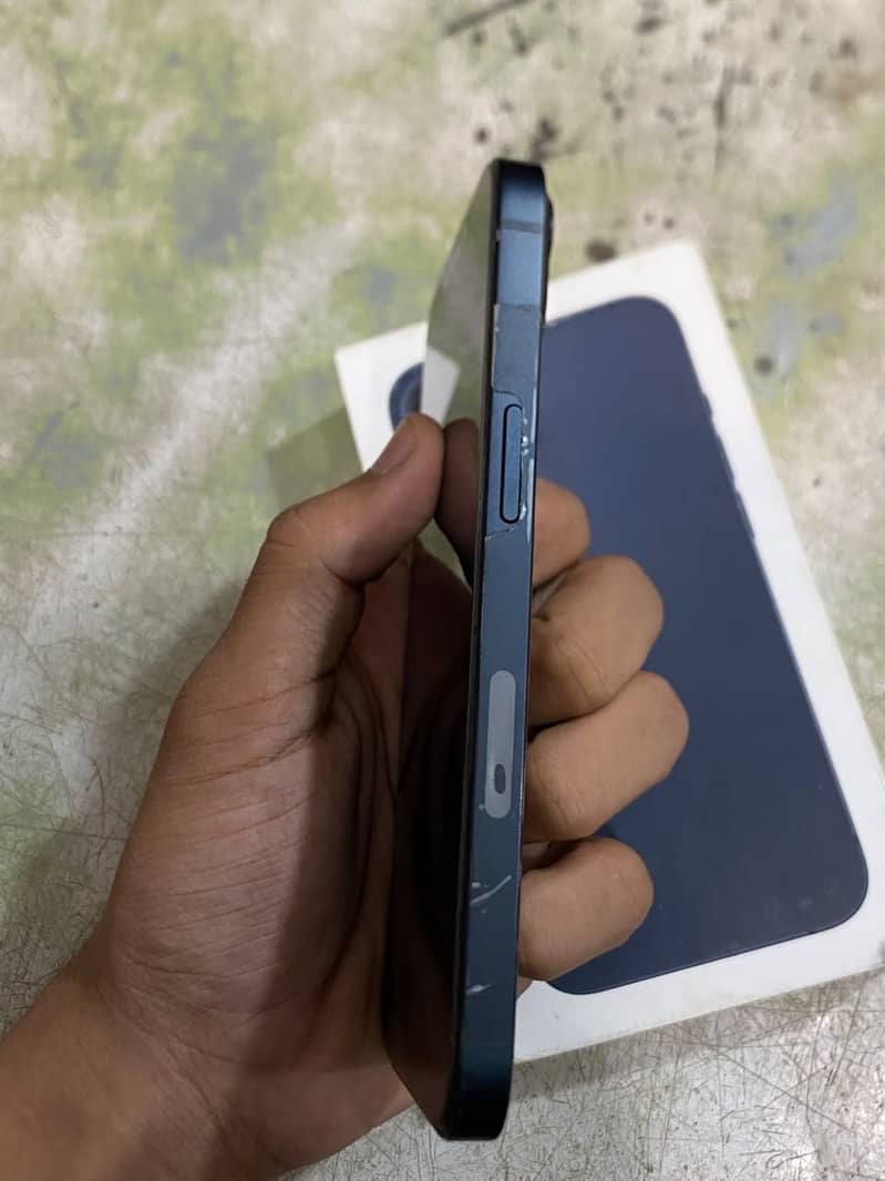 Apple iPhone 13 jv 8