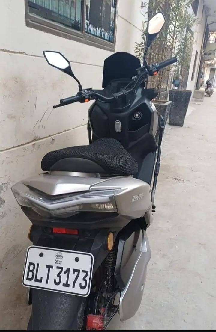 Revvo e52 1
