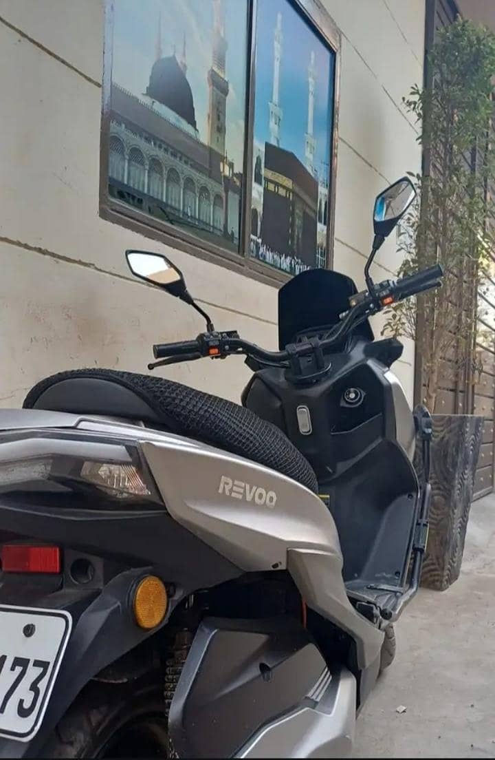 Revvo e52 2