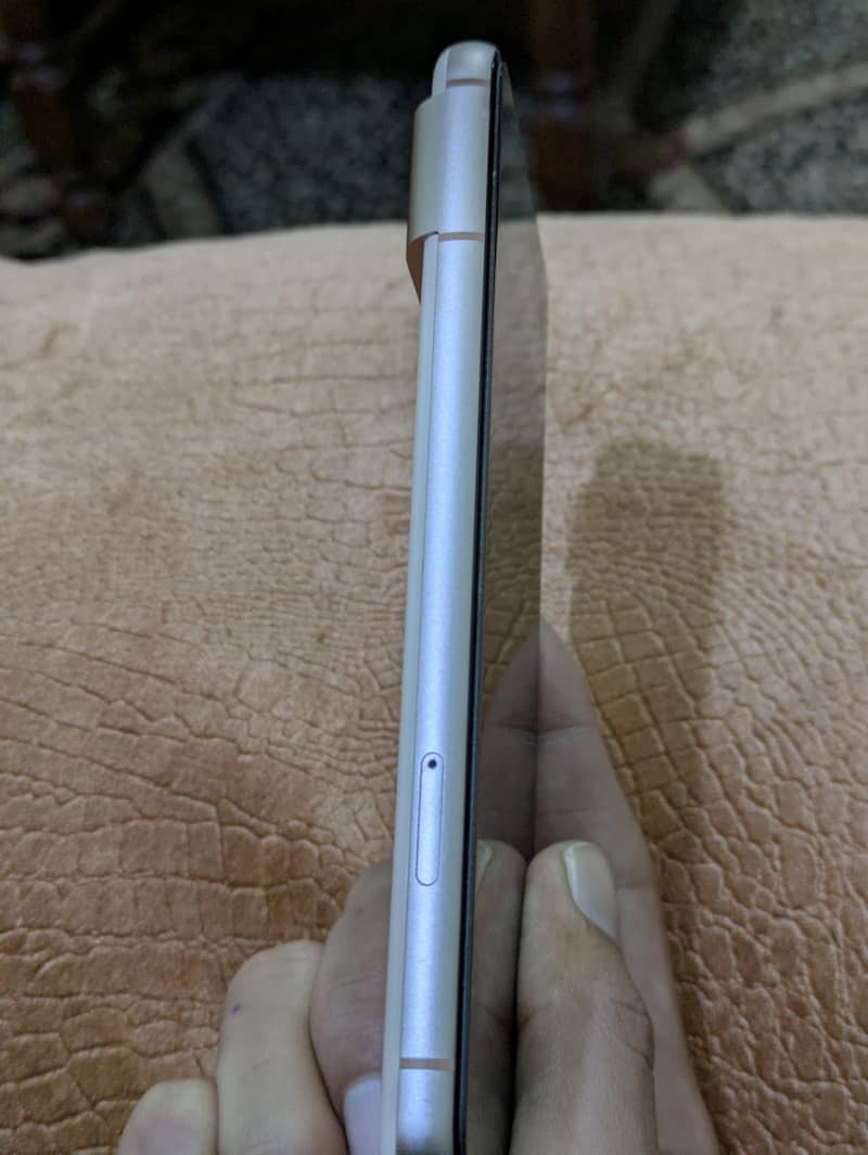 Google Pixel 8 3