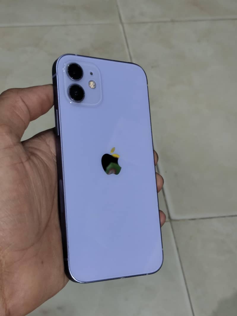 Apple iPhone 12 5
