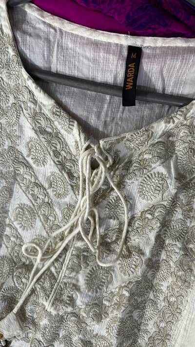 warda white doriya kurta