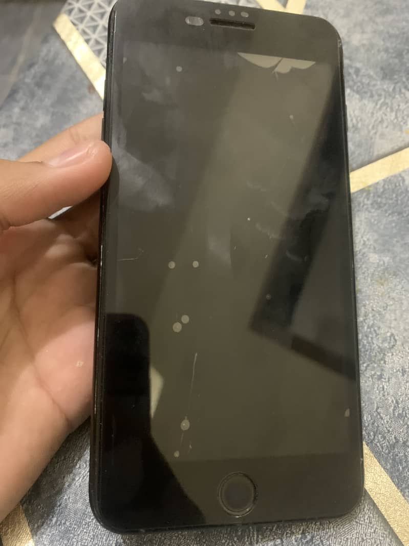 Apple iPhone 7 Plus 2