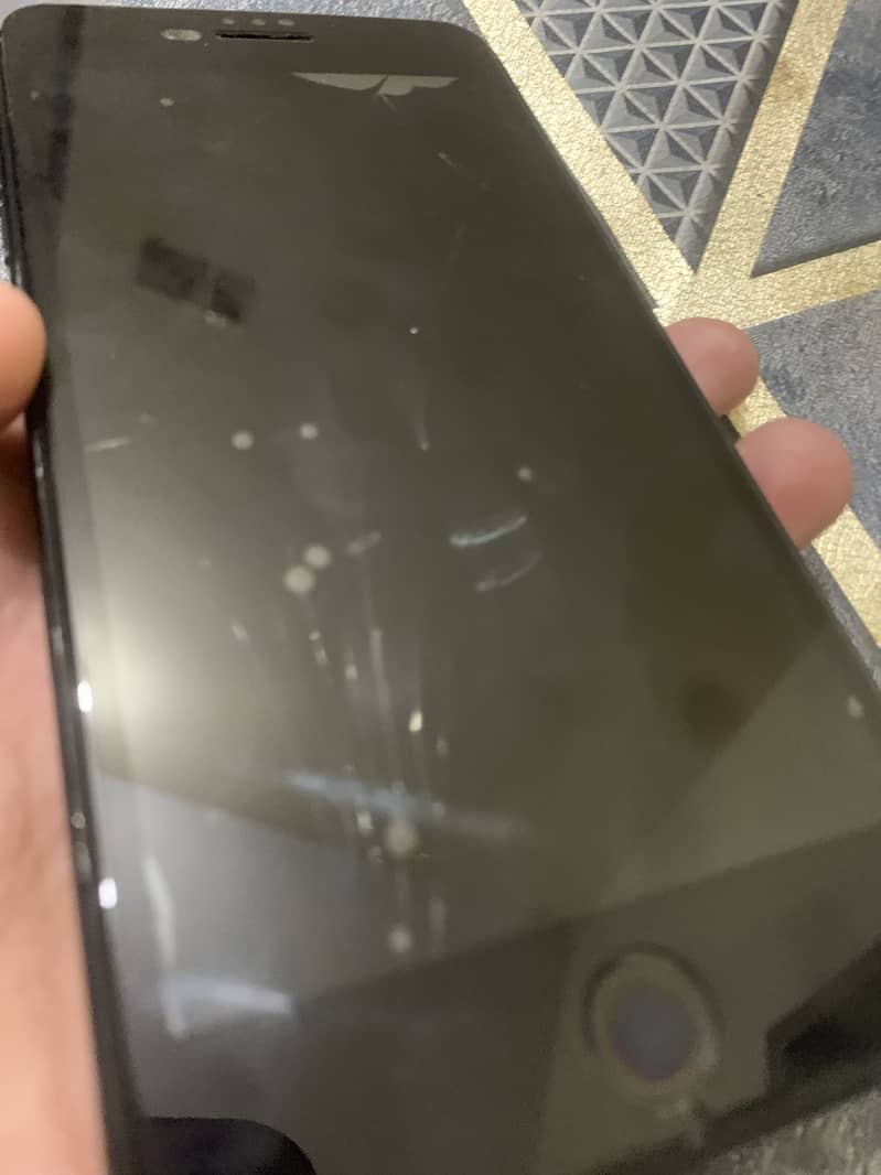 Apple iPhone 7 Plus 4