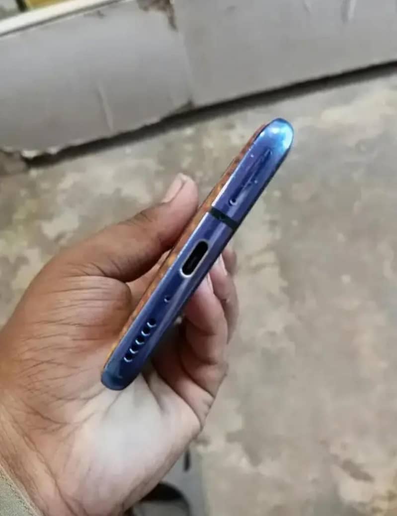 One Plus 7 Pro 3