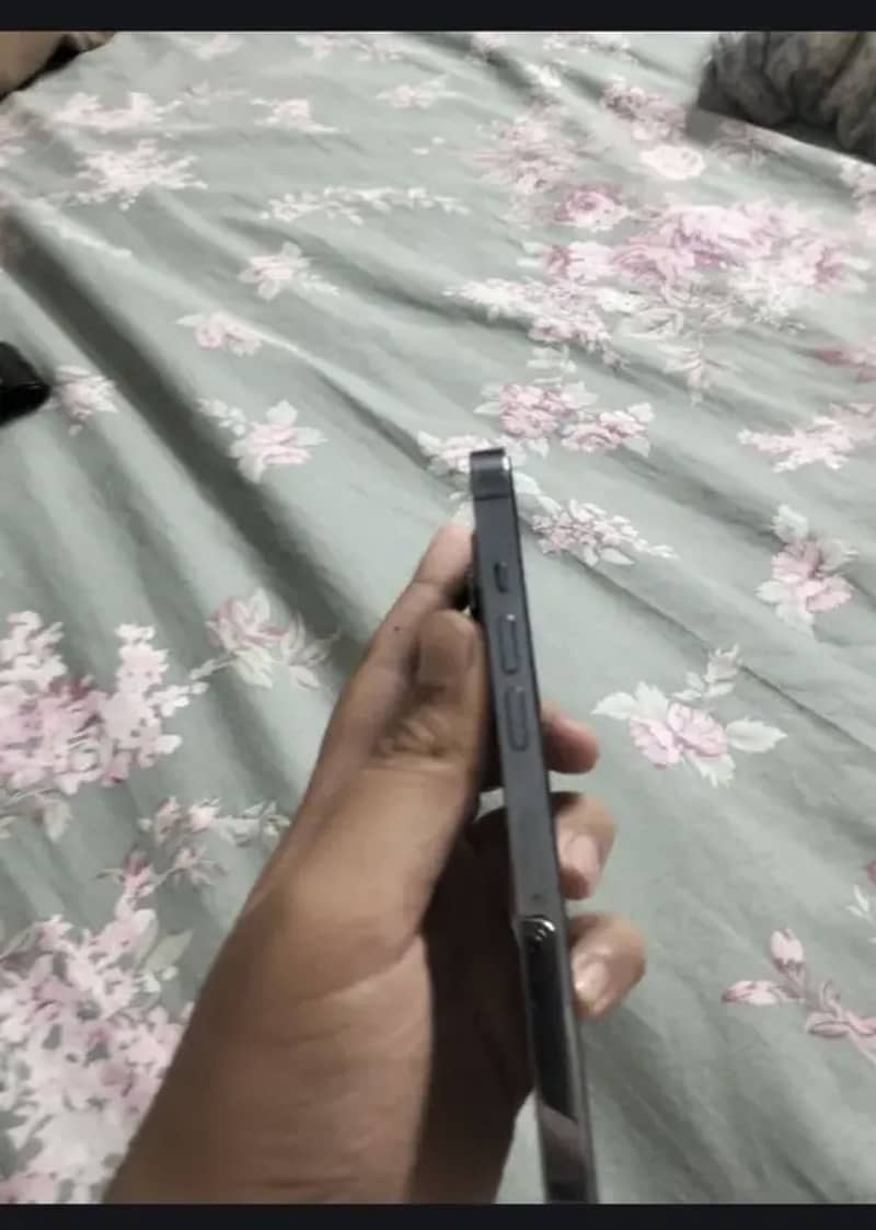Apple iPhone 13 Pro 5