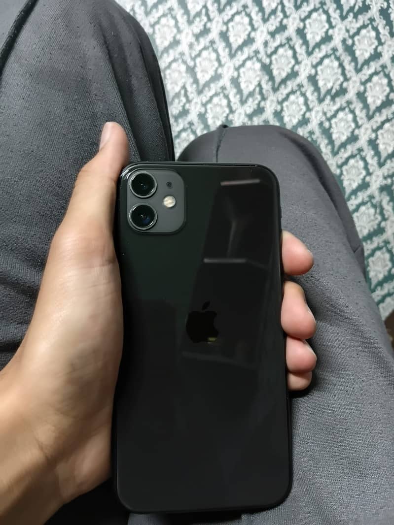 Apple iPhone 11 0
