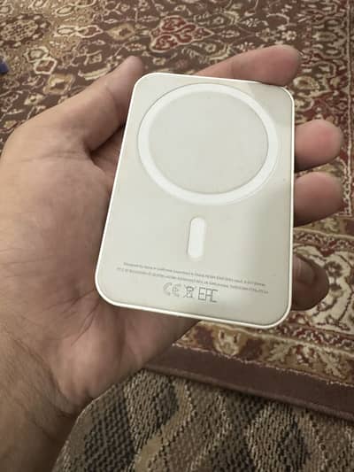 Apple Original power bank mag safe wireless