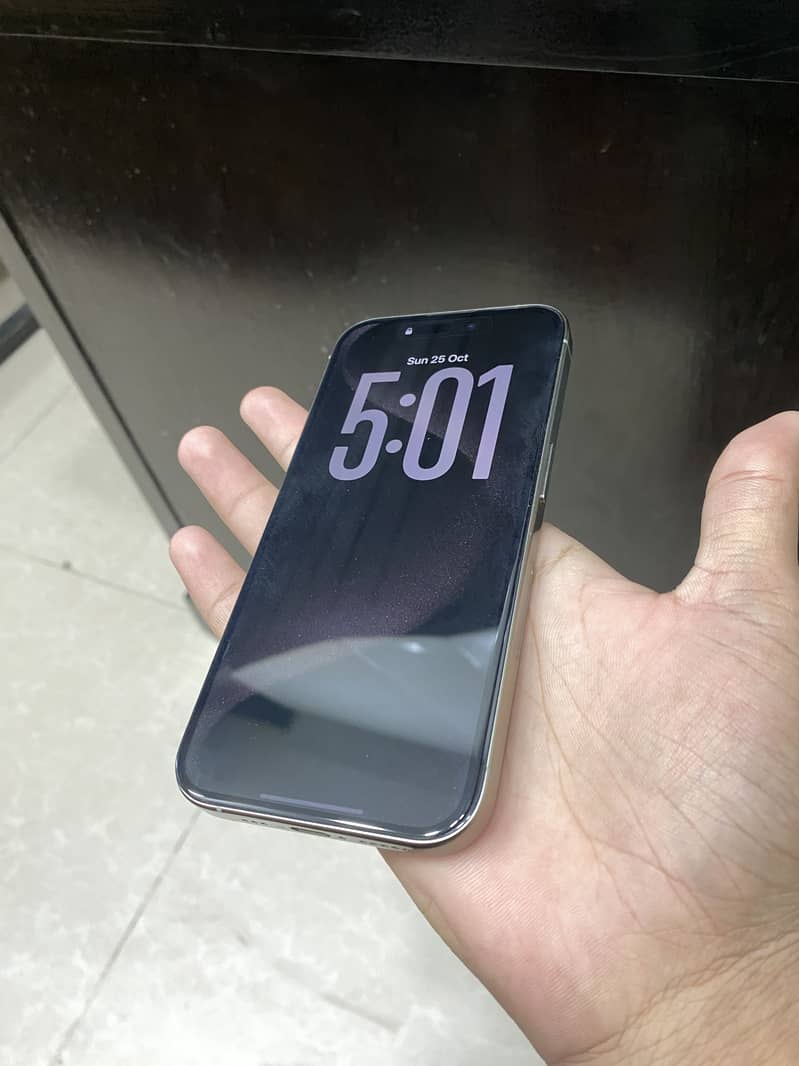 Apple iPhone 15 Pro 5