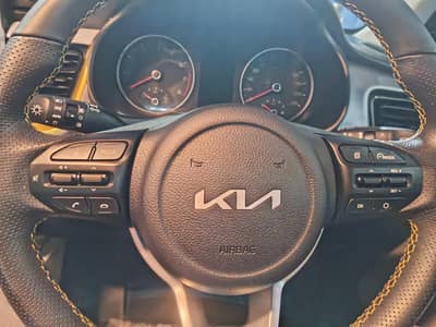KIA STONIC 2026