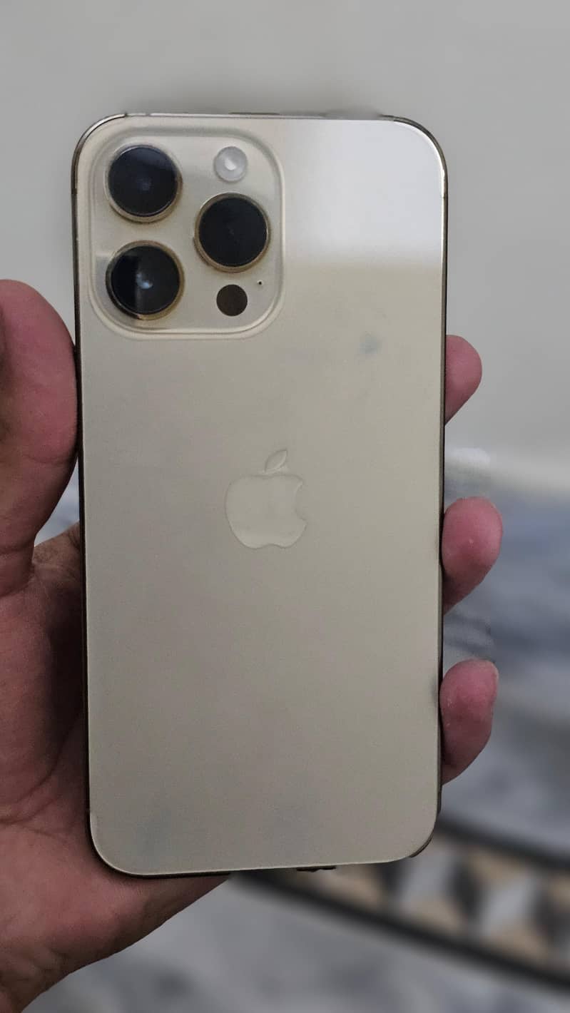 Apple iPhone 14 Pro Max 2