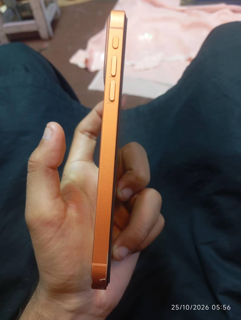 Apple iPhone XR 1