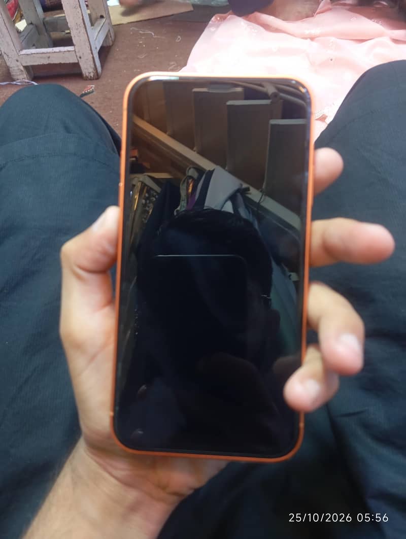 Apple iPhone XR 2