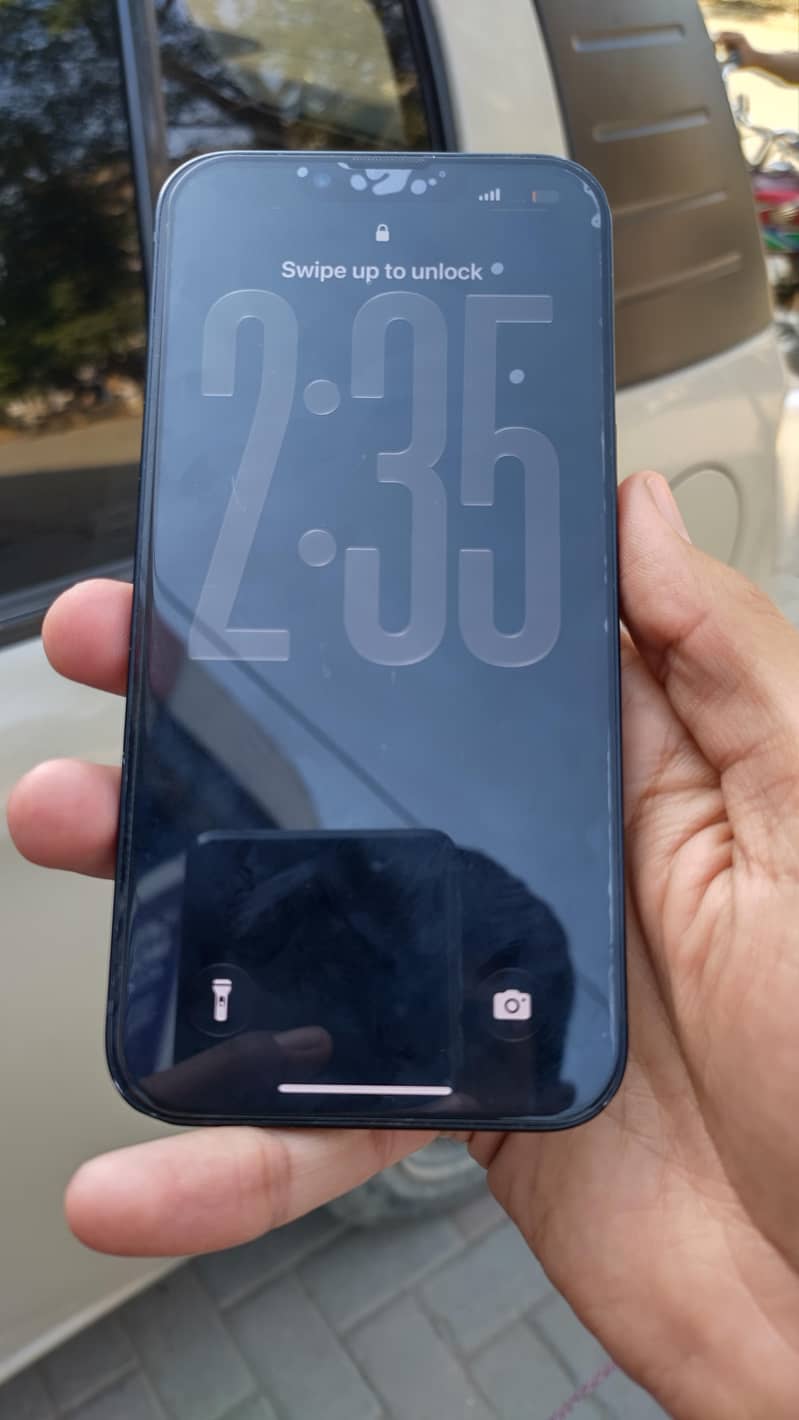 Apple iPhone 13 1