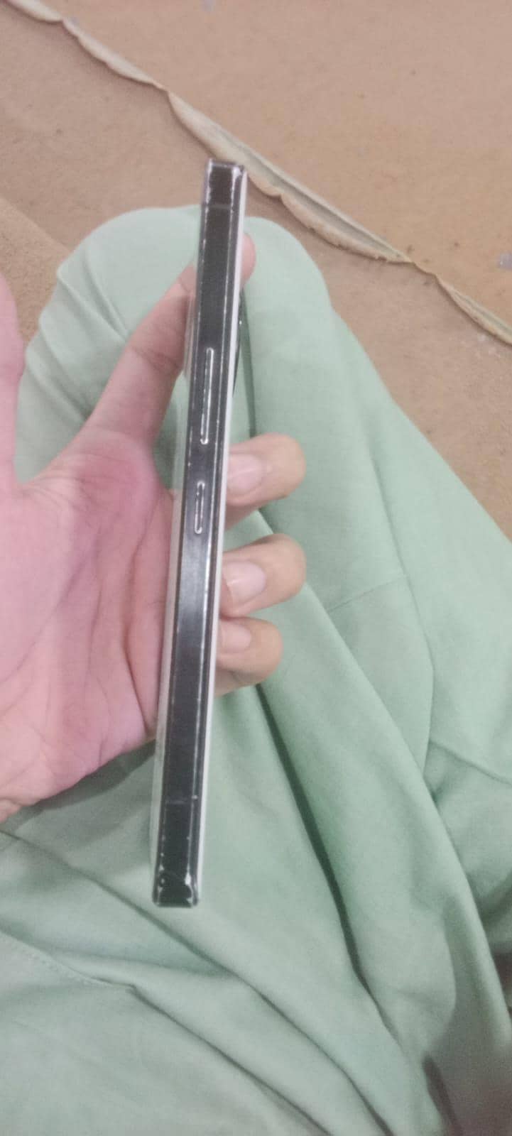 Sharp Aquos Sense7 2