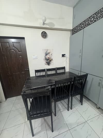 Metal dinning table 6 seater